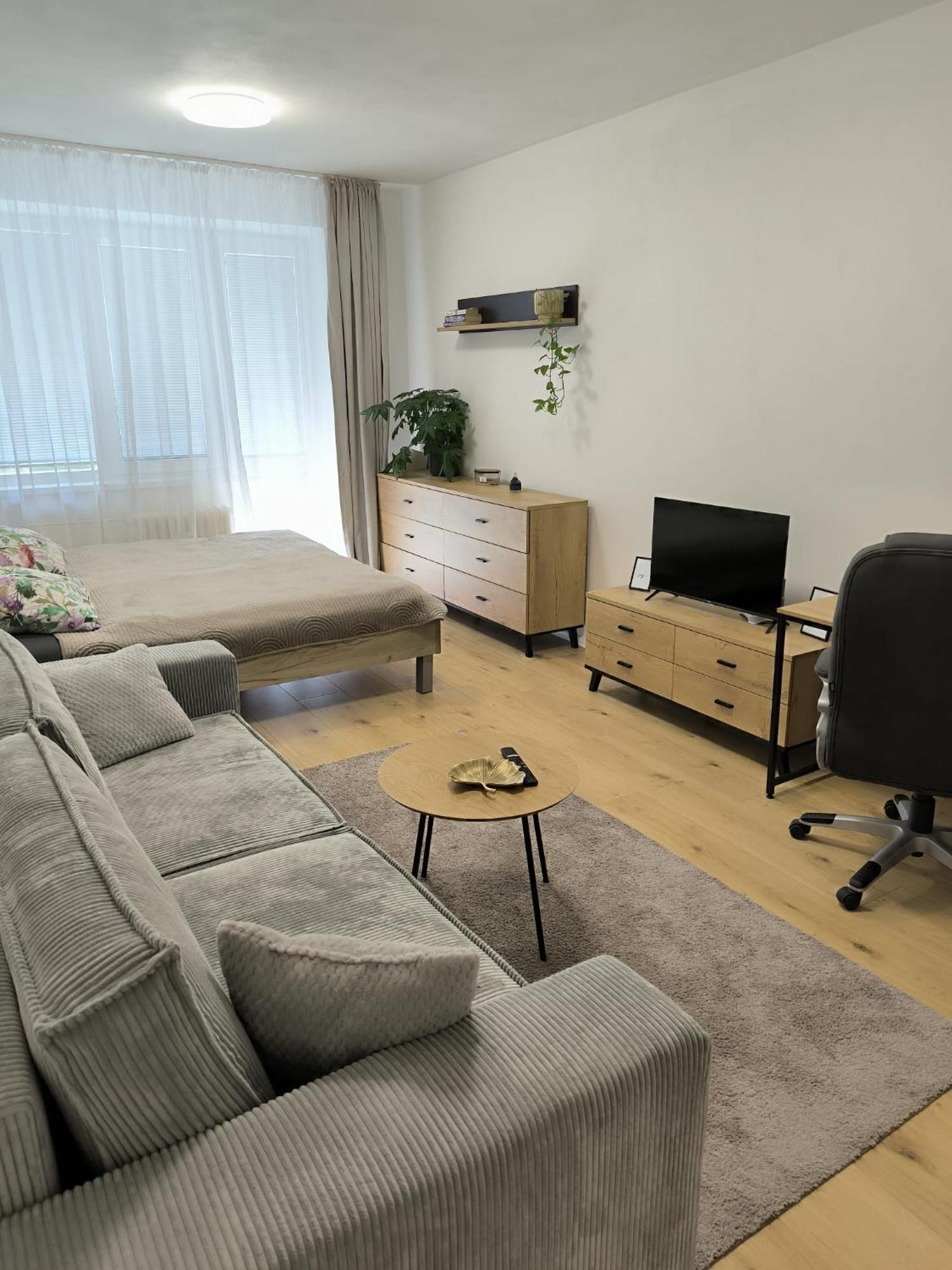 Apartman V Centre Mesta Lägenhet Košice Exteriör bild